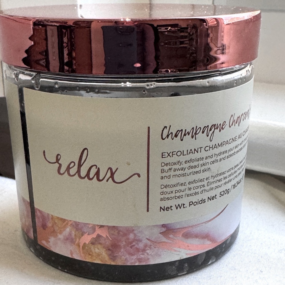🛁✨ Manna Kadar “Relax” Champagne Charcoal Scrub – Brand New & Sealed ✨🛁